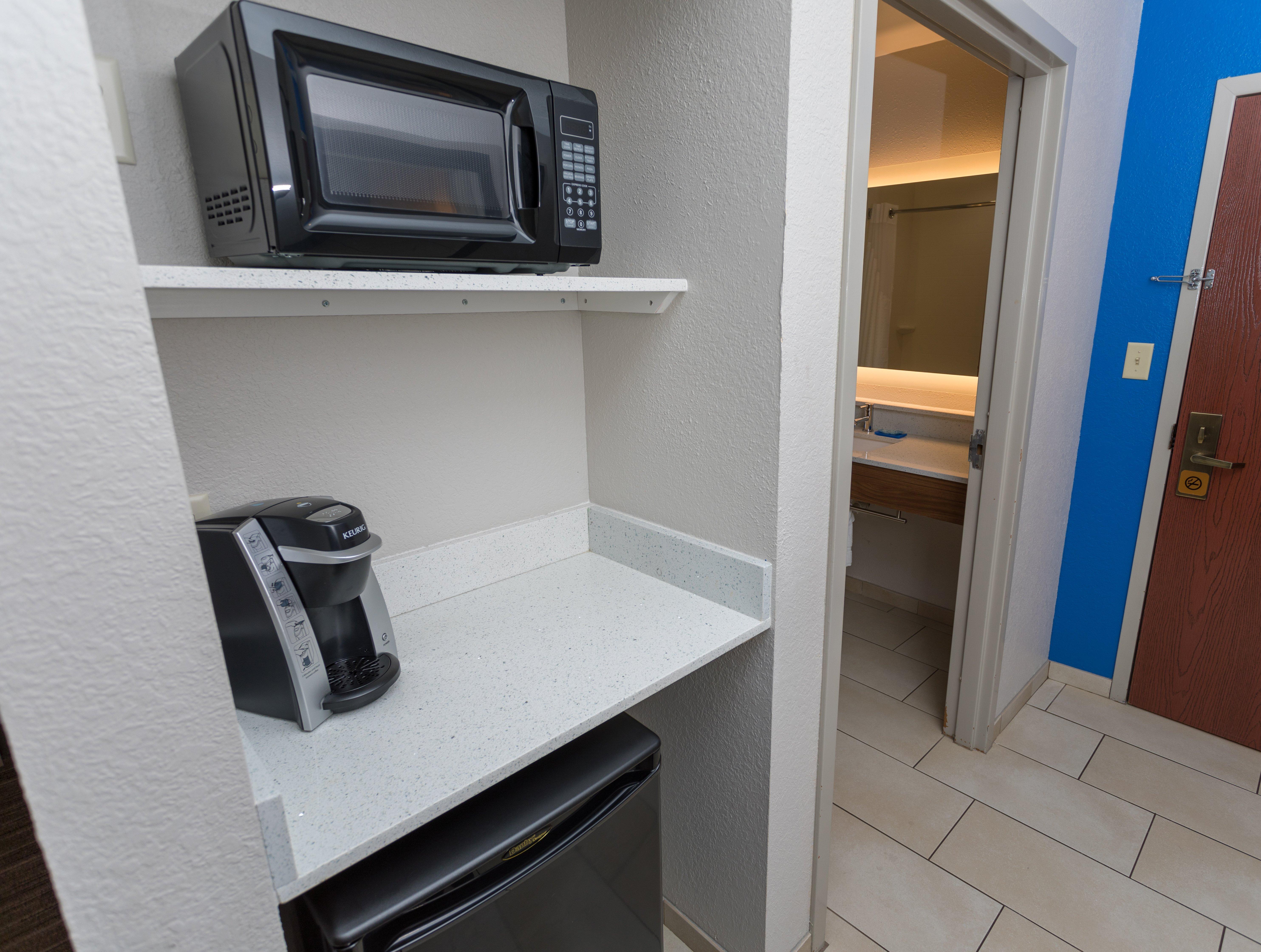 Holiday Inn Express Hotel & Suites Athens By Ihg Exterior photo